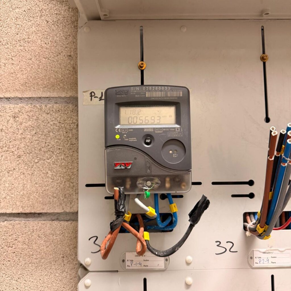 Acometida y caja general de protección para un nuevo suministro conectado a la red de i-DE